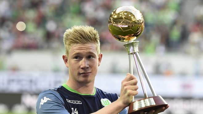 曼联对阵西汉姆联：阿莫林的换人争议与球队表现分析